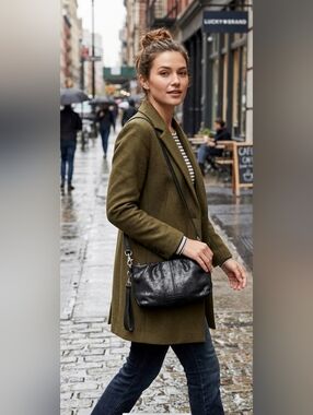 Lucky Brand Lizz Black Grained Metallic Leather